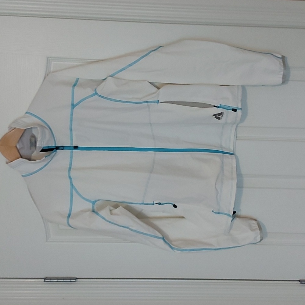 Water repellent bomber jacket